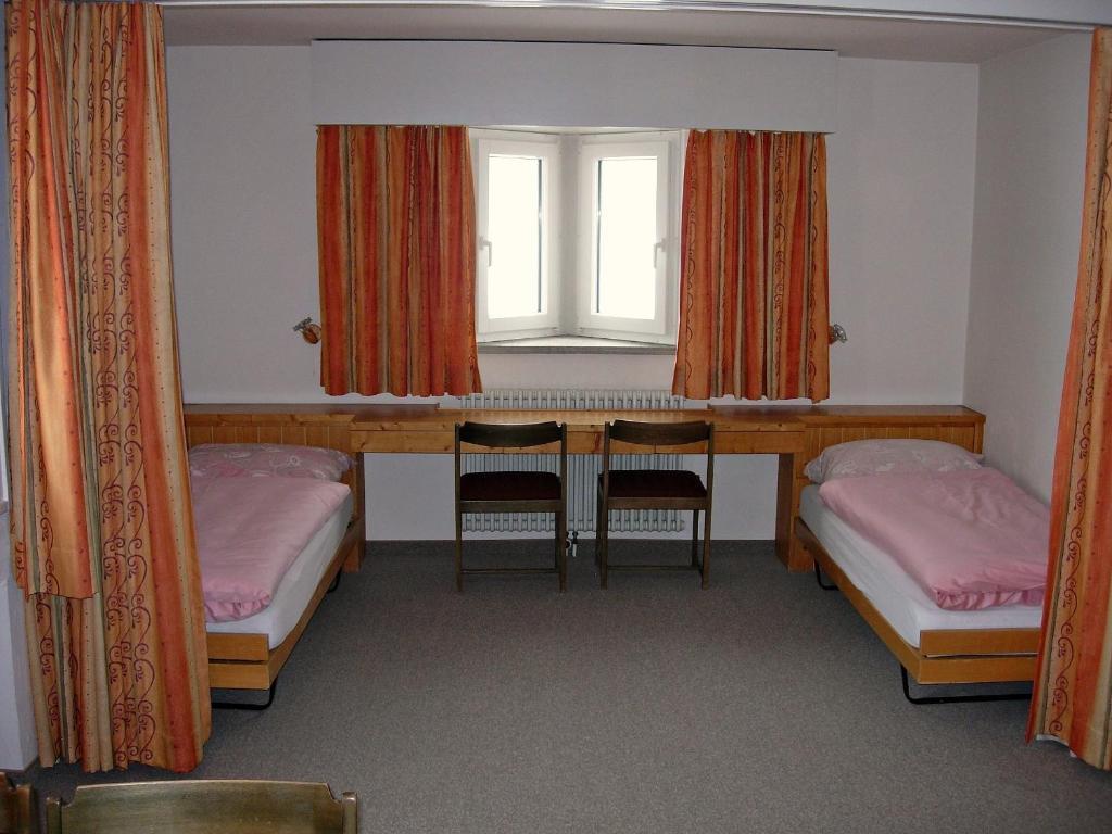 Residenza Lagrev Sils-Maria Habitación foto